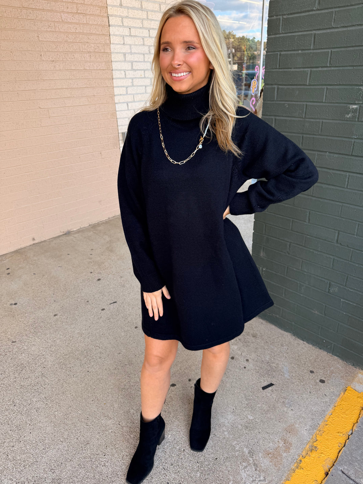 Chic Bevan black sweater dress