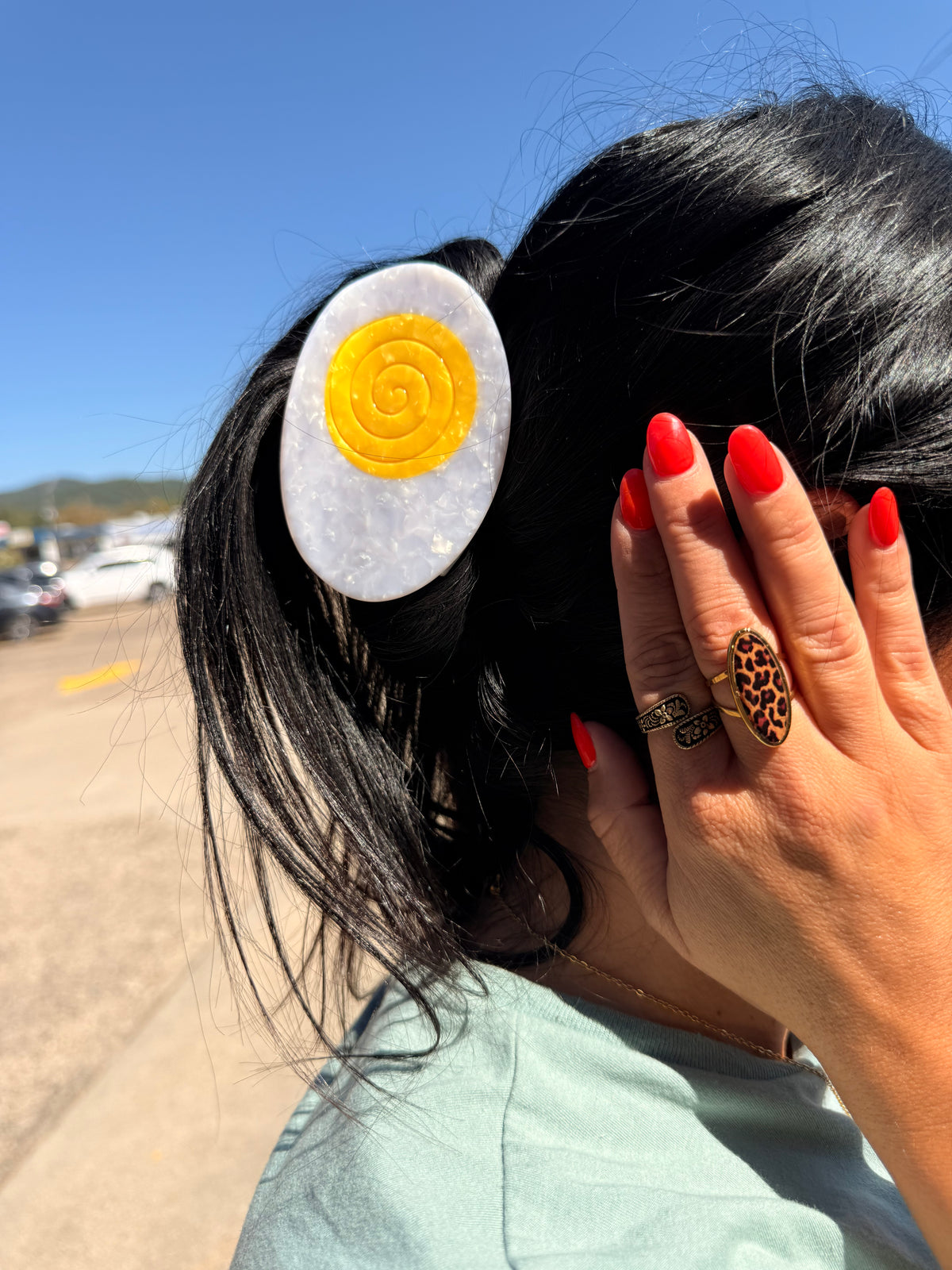 Deviled egg hair claw clip