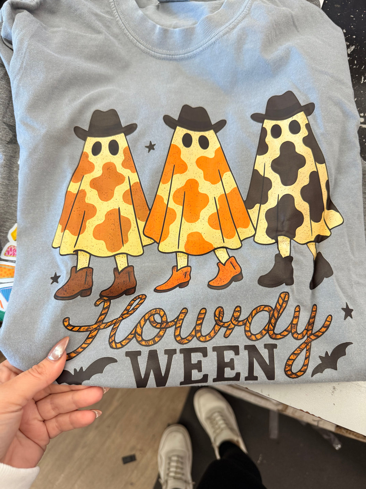 Howdyween tee or sweatshirt