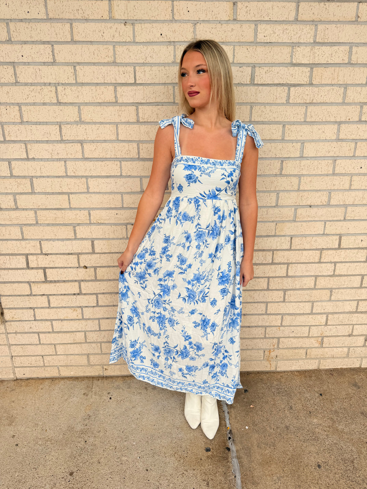 Brinlee Blue Dream Floral Maxi Dress