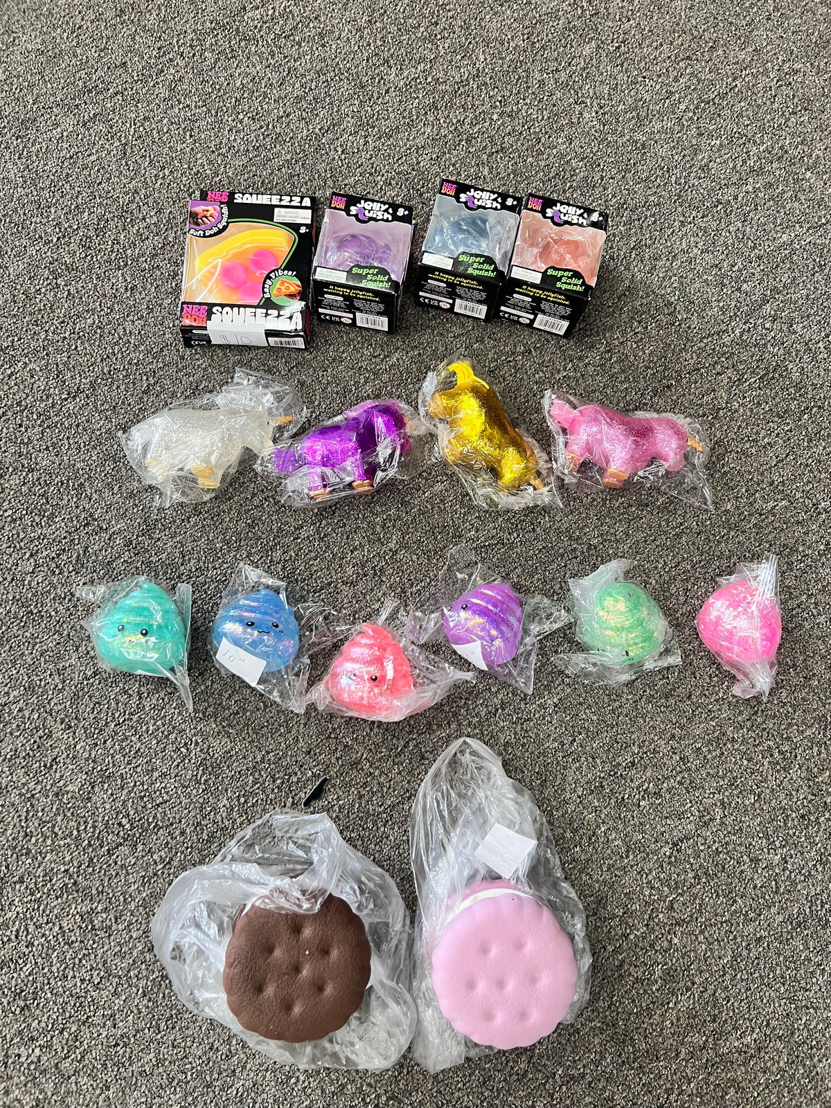 Squishy (lots of different)