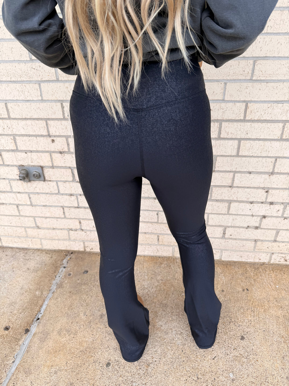 Lookalike leather shimmer flare legging