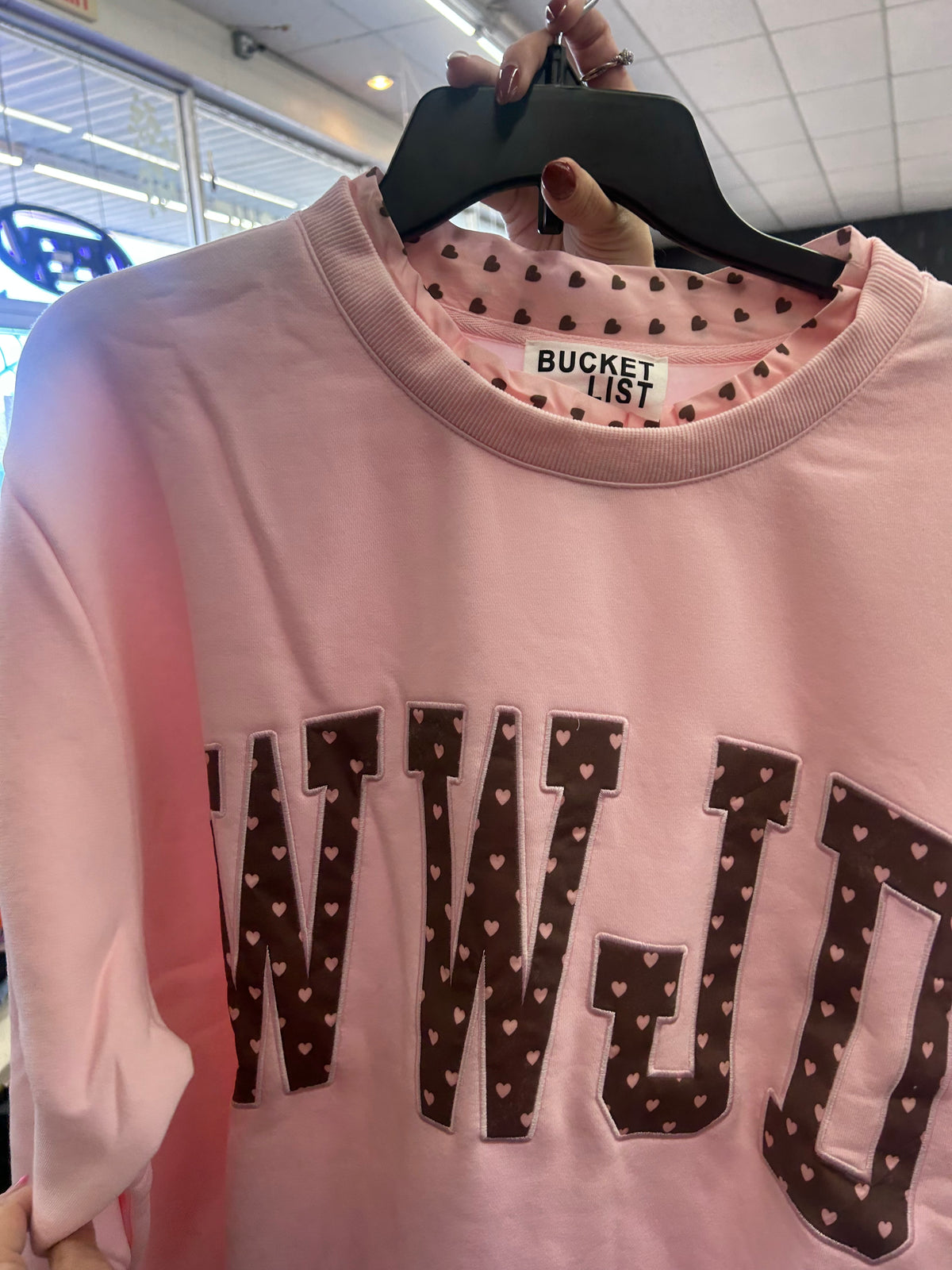 Wwjd heart print mock neck