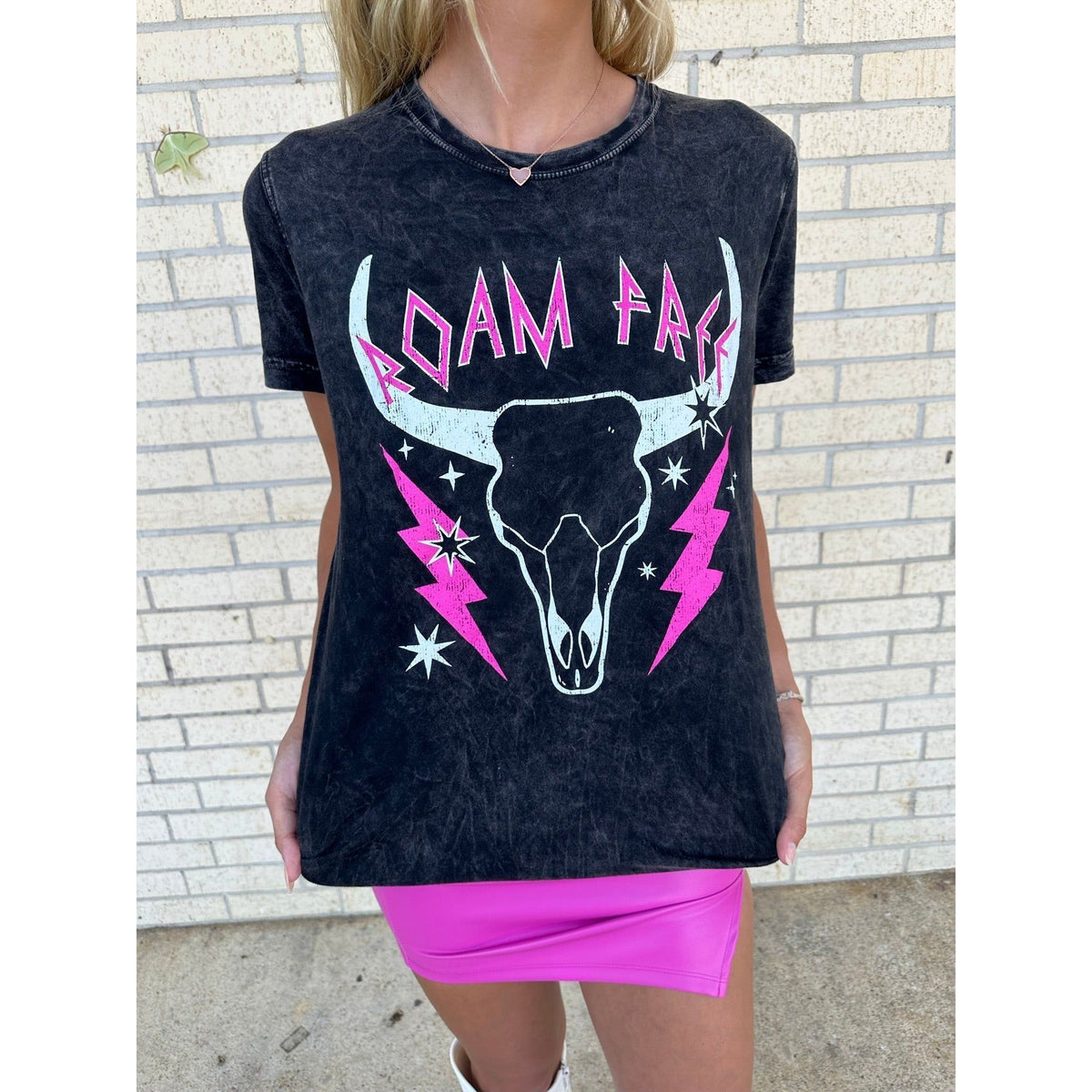 Roam Free Mineral Wash Tee