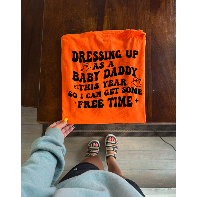 Dressing up as a Baby Daddy tee or sweatshirt
