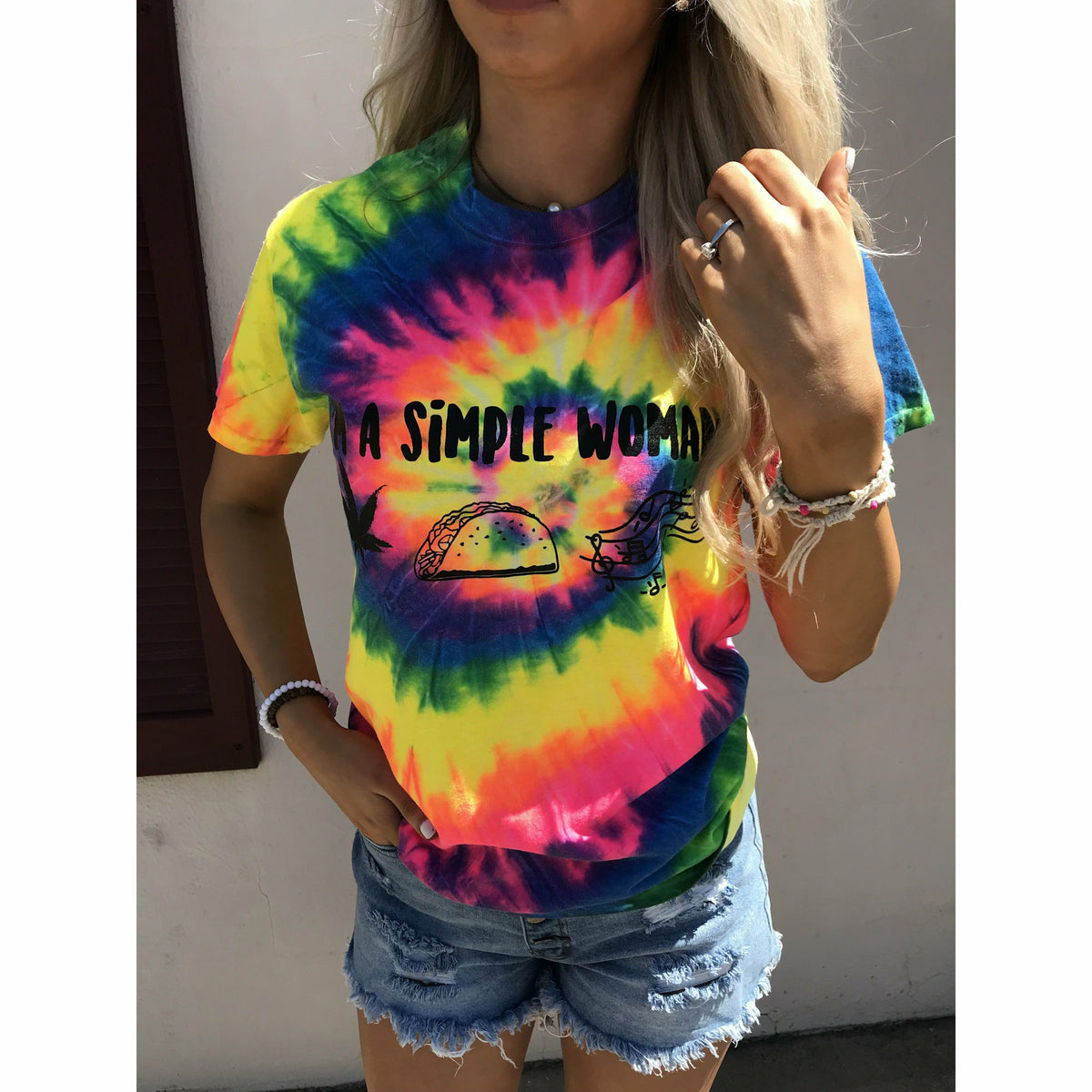 I’m a simple woman tee/tank (cannabis specialty colors)