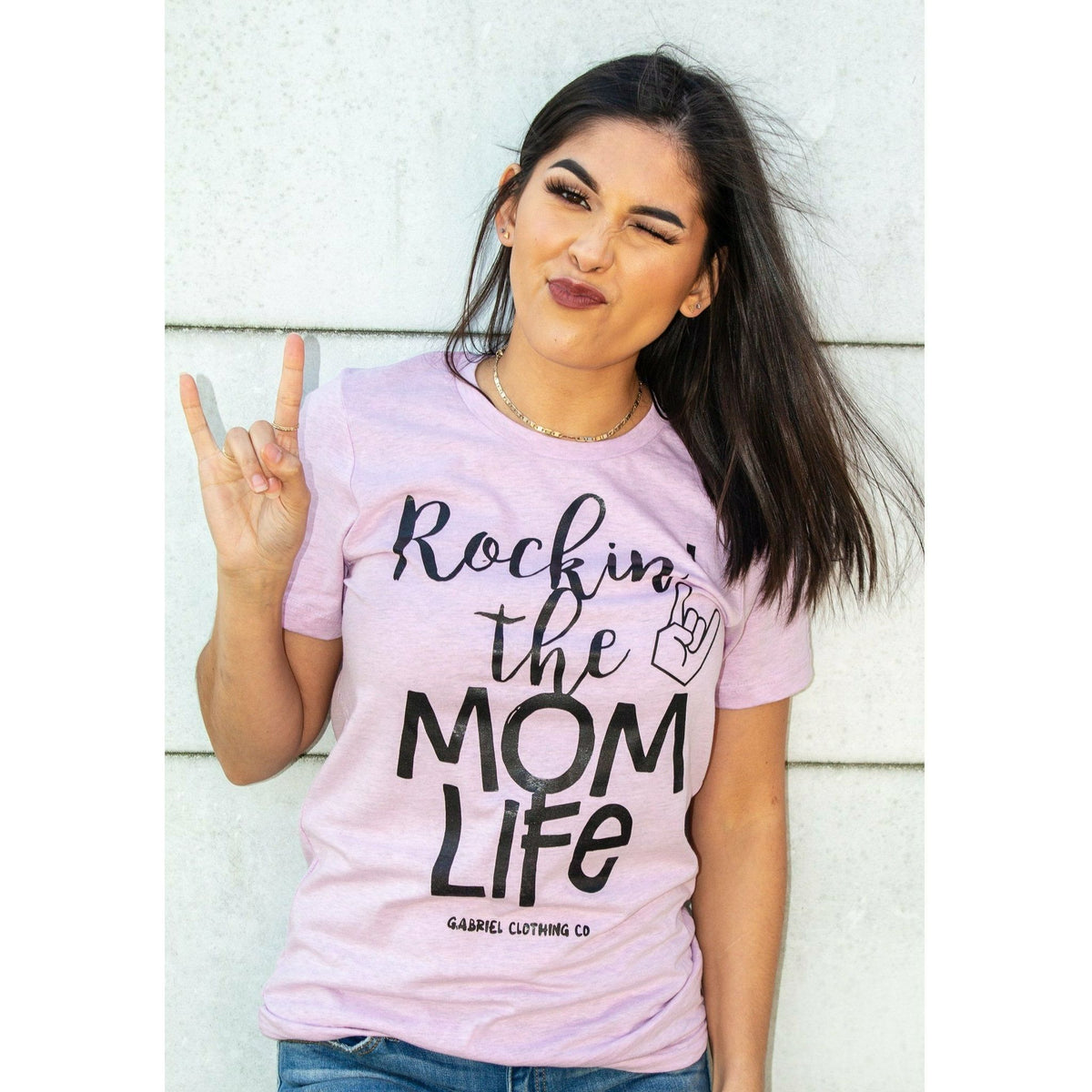 Rockin&#39; the mom life tee