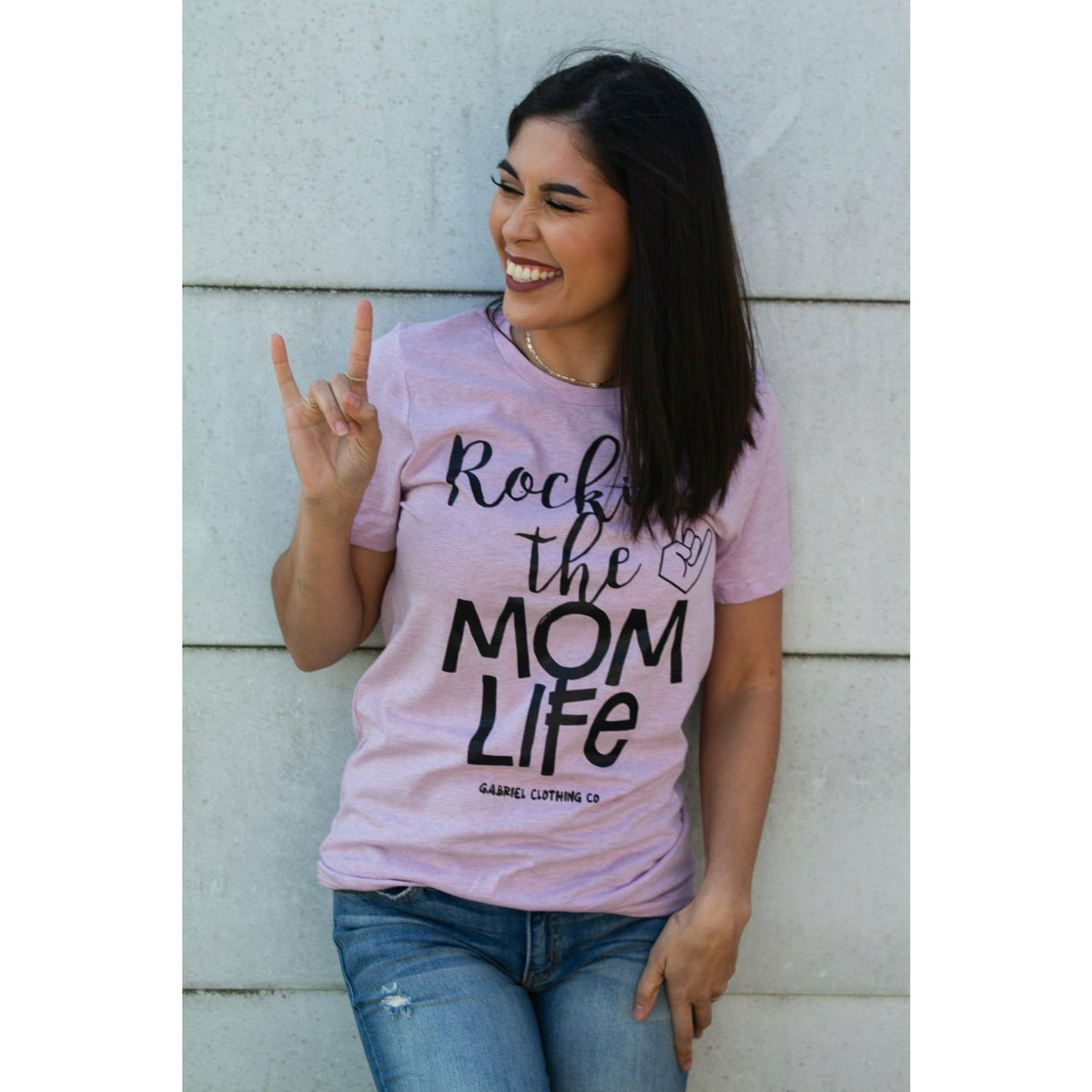 Rockin&#39; the mom life tee